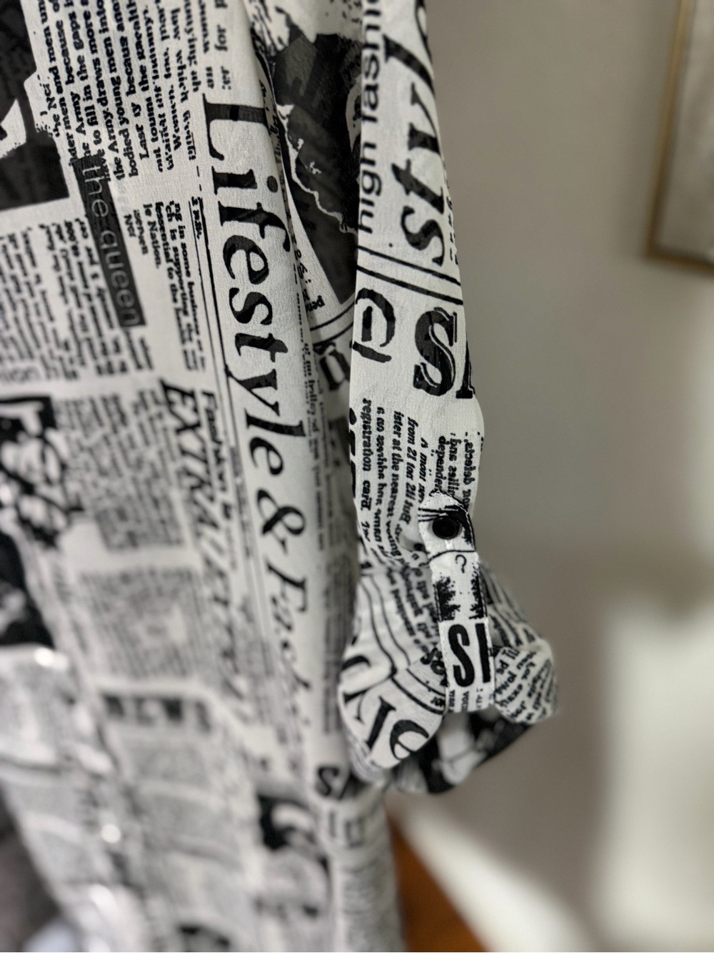 Live 4 Truth Black & White Newspaper Print Shirt - Picture 4 of 4
